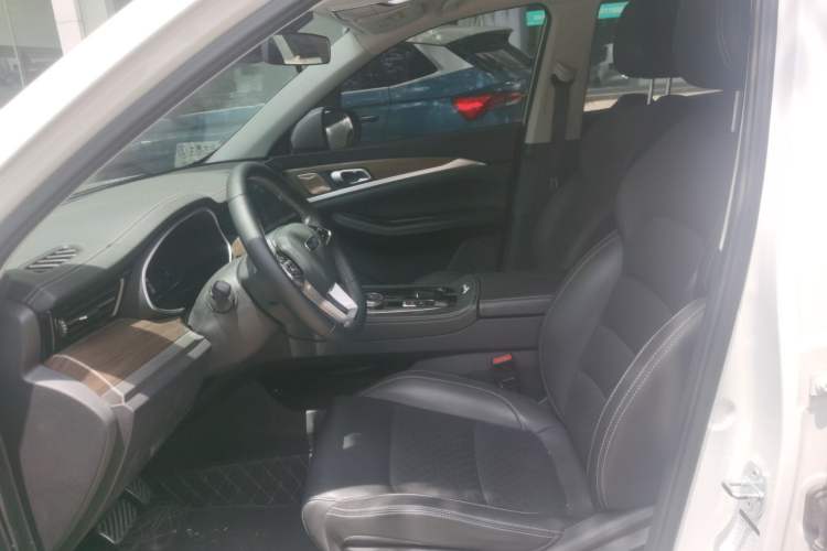 Used Skyworth HT-i 2023 AIR model Left Front Seat