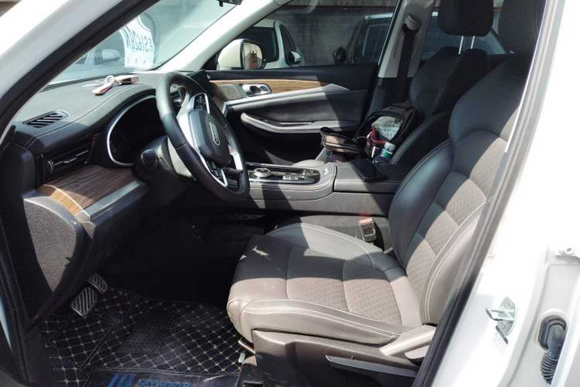 Used Skyworth HT-i 2023 AIR model Left Front Seat