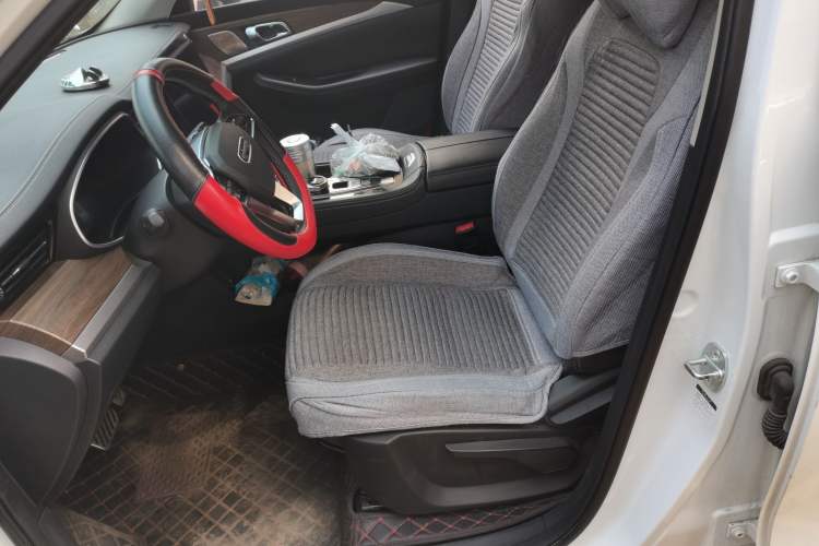 Used Skyworth HT-i 2023 AIR model Left Front Seat