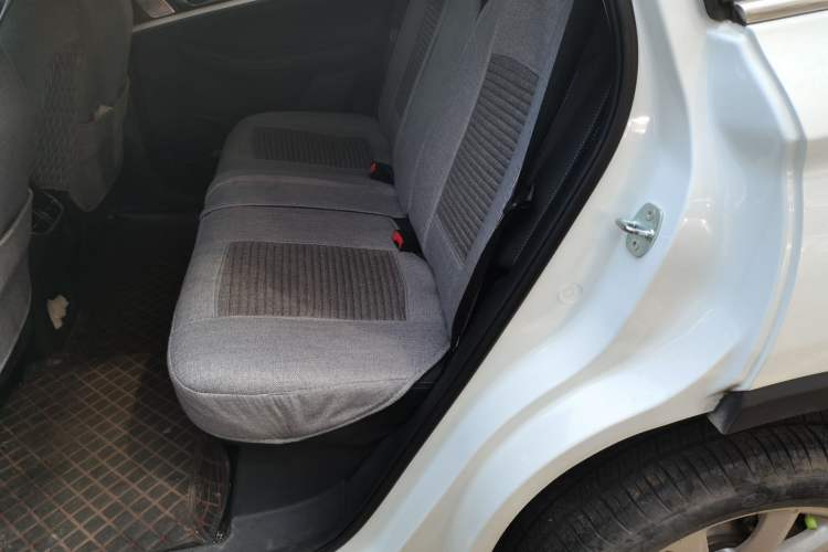 Used Skyworth HT-i 2023 AIR model Left Rear Seat