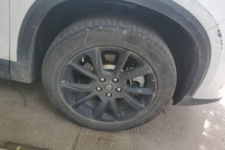 Used Skyworth HT-i 2023 AIR model Right Front Wheel Hub