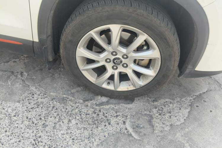 Used Skyworth HT-i 2023 AIR model Right Front Wheel Hub