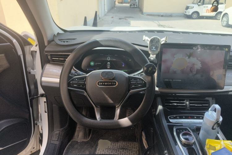 Used Skyworth HT-i 2023 AIR model Steering Wheel