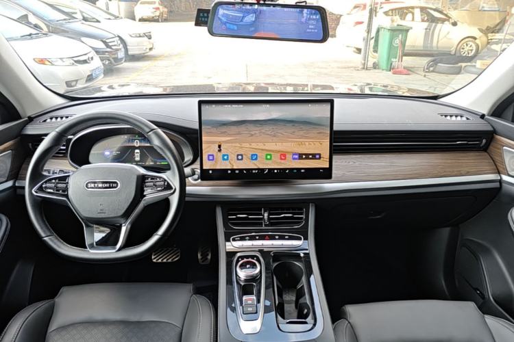 Used Skyworth HT-i 2024 1.5L PHEV 115KM Prestige Edition Center Console