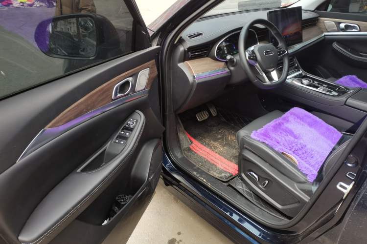 Used Skyworth HT-i 2024 1.5L PHEV 115KM Taidao Edition Driver Seat