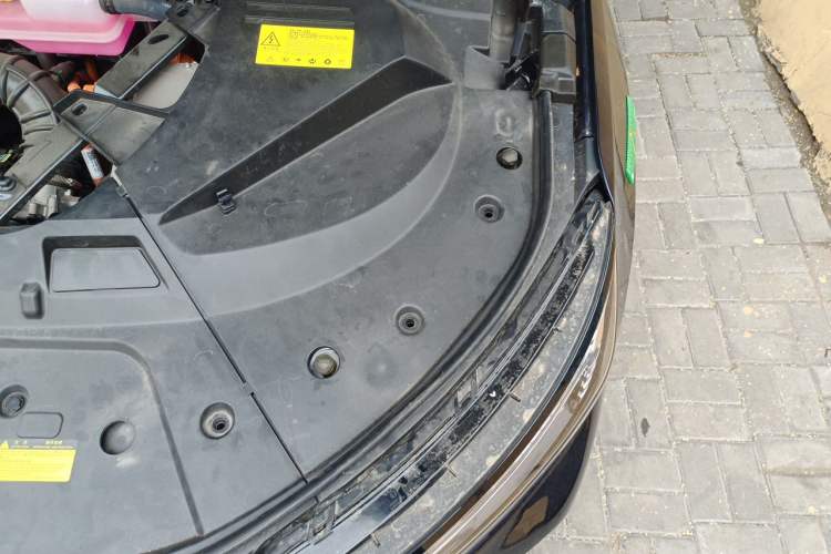 Used Skyworth HT-i 2024 1.5L PHEV 115KM Taidao Edition Engine Bay Left
