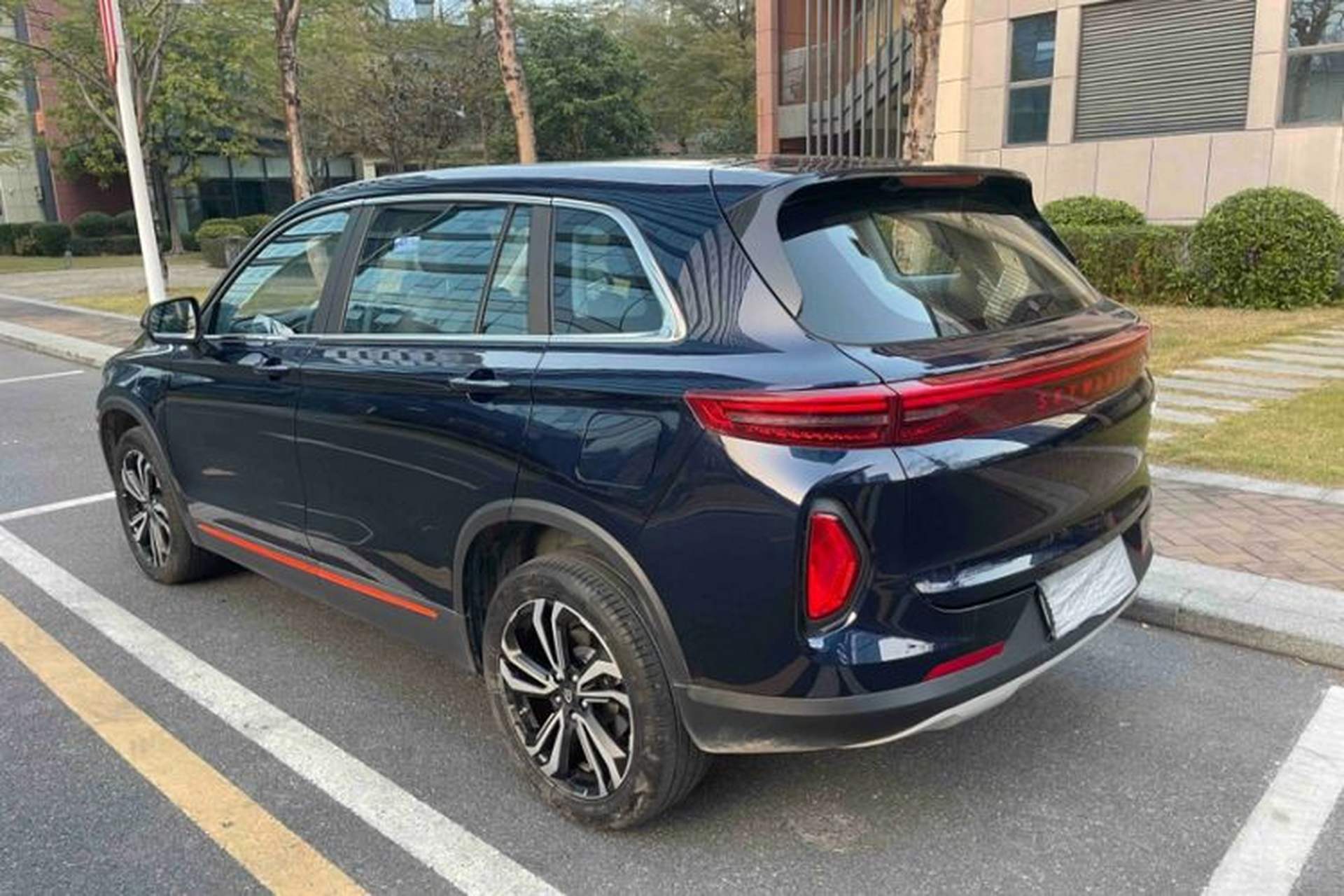 Used Skyworth HT-i 2024 1.5L PHEV 115KM Prestige Edition Exterior 4