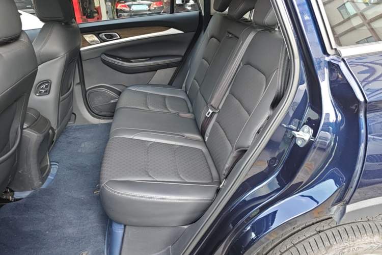 Used Skyworth HT-i 2024 1.5L PHEV 115KM Prestige Edition Left Rear Seat