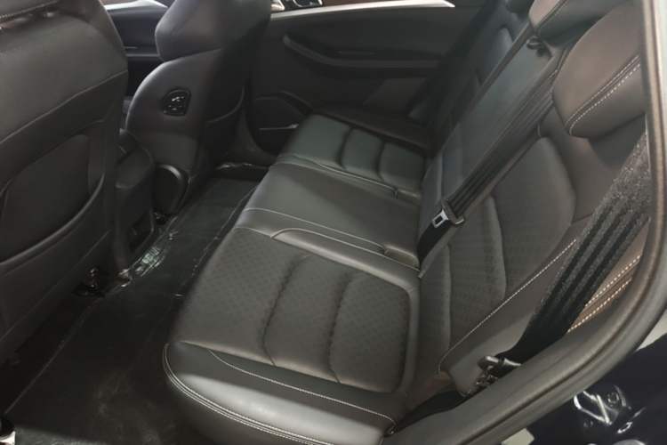 Used Skyworth HT-i 2024 1.5L PHEV 115KM Prestige Edition Left Rear Seat