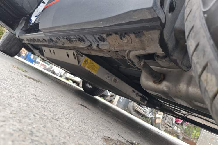 Used Skyworth HT-i 2024 Struggle Edition Left Side Sill