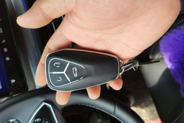 Used Skyworth HT-i 2024 1.5L PHEV 115KM Taidao Edition Vehicle Key