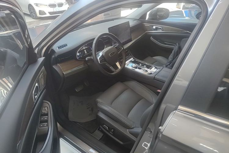 Used Skyworth HT-i 2024 1.5L PHEV 115KM ZhiLong Edition Driver Seat