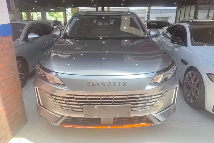 Used Skyworth HT-i 2024 1.5L PHEV 115KM ZhiLong Edition Front