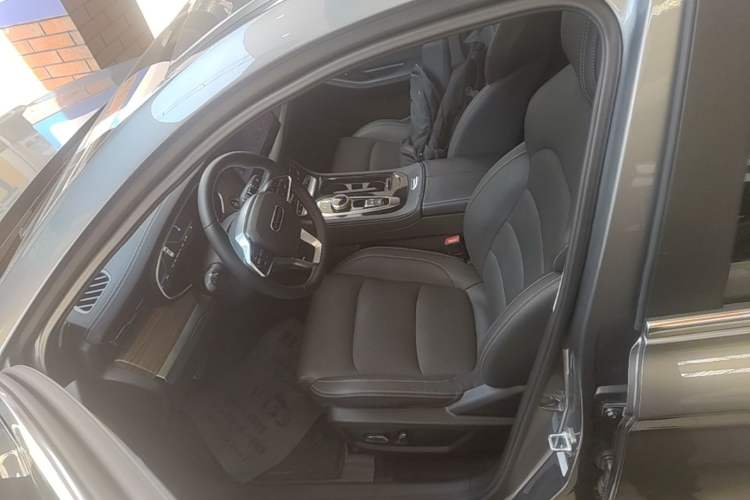 Used Skyworth HT-i 2024 1.5L PHEV 115KM ZhiLong Edition Left Front Seat