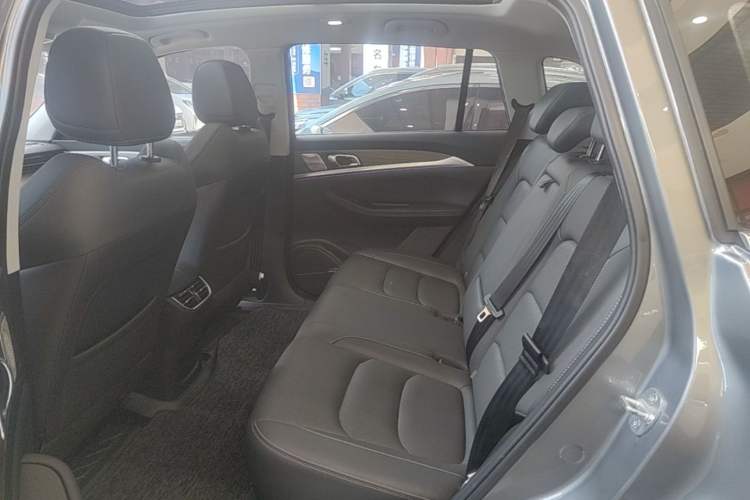 Used Skyworth HT-i 2024 1.5L PHEV 115KM ZhiLong Edition Left Rear Seat