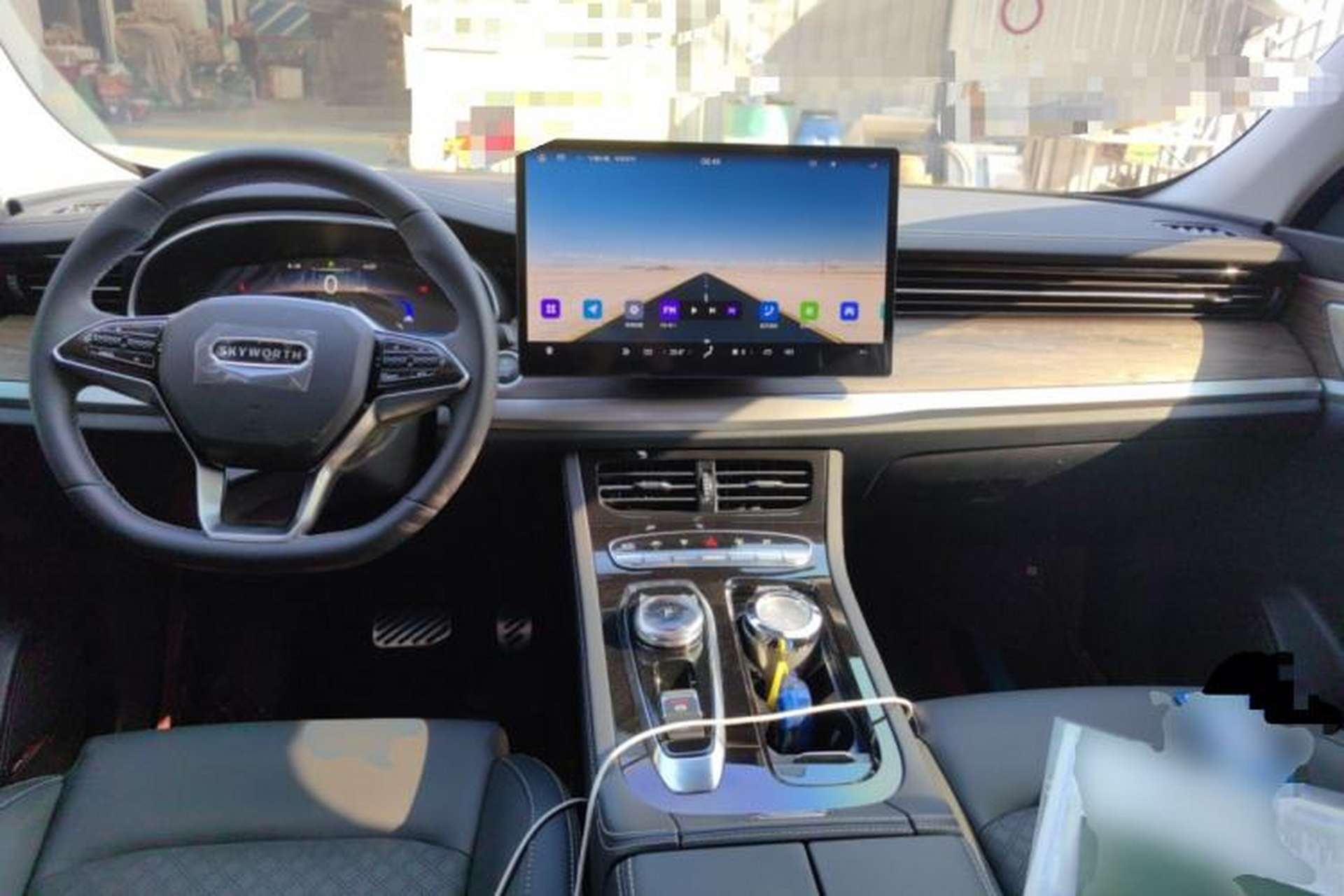 Used Skyworth HT-i 2024 1.5L PHEV 115KM Huiyao Edition Center Console