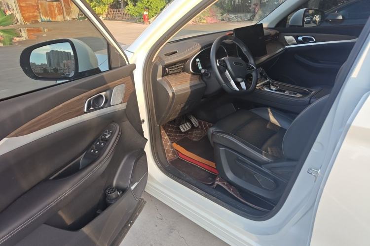 Used Skyworth HT-i 2024 1.5L PHEV 115KM Huiyao Edition Driver Seat