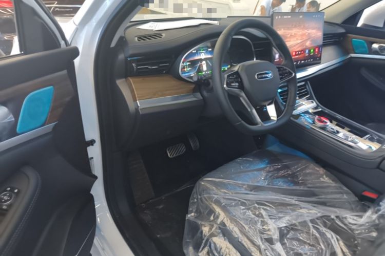 Used Skyworth HT-i 2024 1.5L PHEV 115KM Taidao Edition Driver Seat