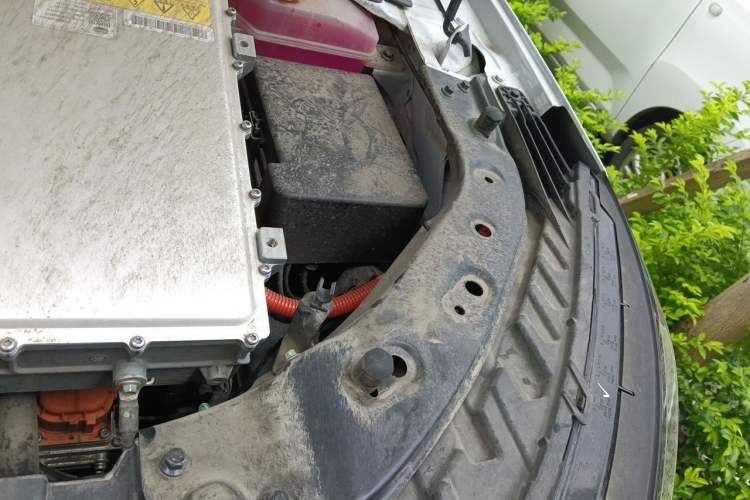 Used Skyworth HT-i 2024 Struggle Edition Engine Bay Left