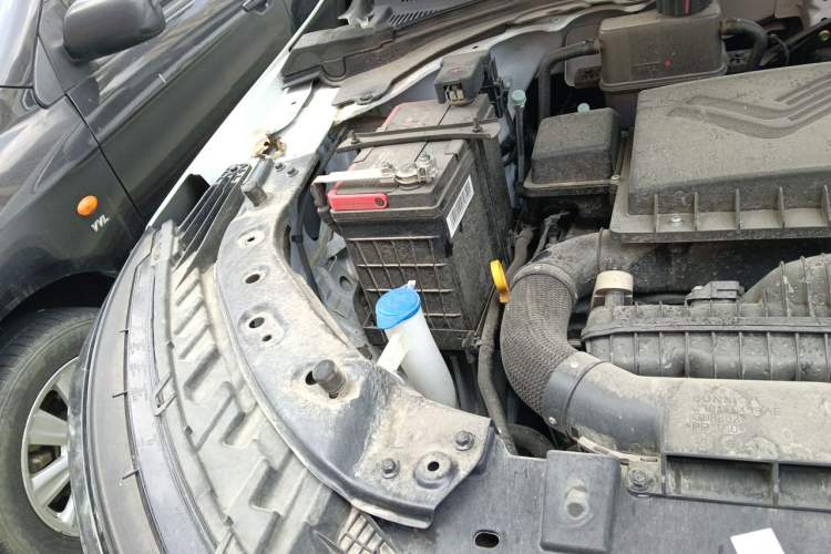 Used Skyworth HT-i 2024 Struggle Edition Engine Bay Right