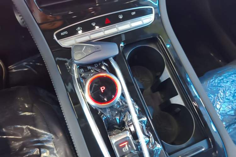 Used Skyworth HT-i 2024 1.5L PHEV 115KM Taidao Edition Gear Lever