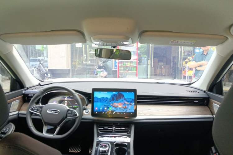 Used Skyworth HT-i 2024 Struggle Edition Headliner