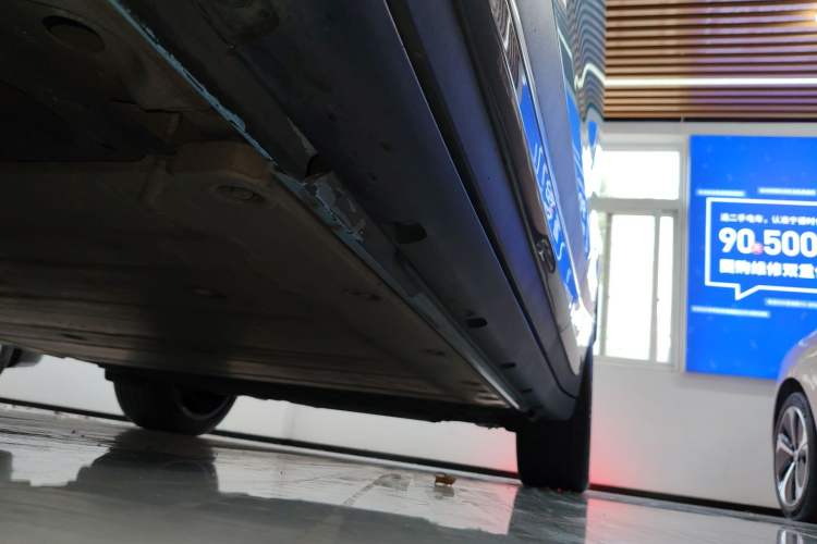 Used smart #1 2022 Premium Edition Left Side Sill