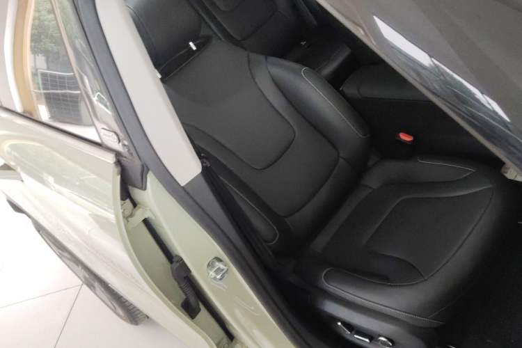 Used smart #1 2022 Premium Edition Right Front Seat