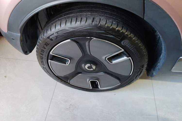 Used smart #1 2022 Premium Edition Right Rear Wheel Hub