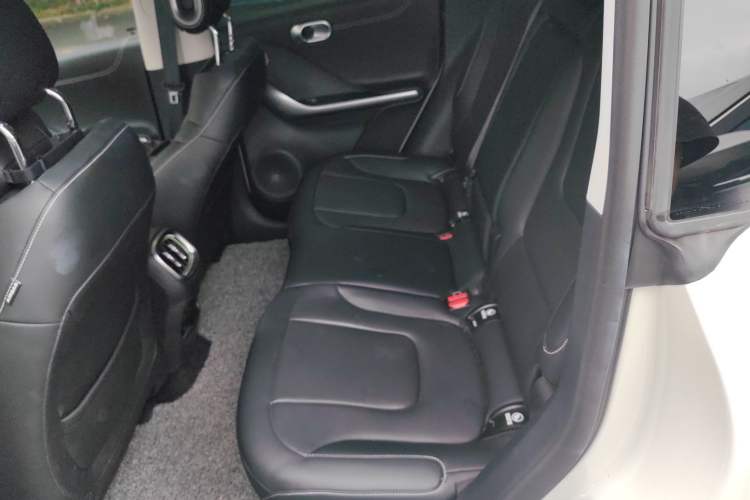 Used smart #1 2022 Premium Edition Interior 4