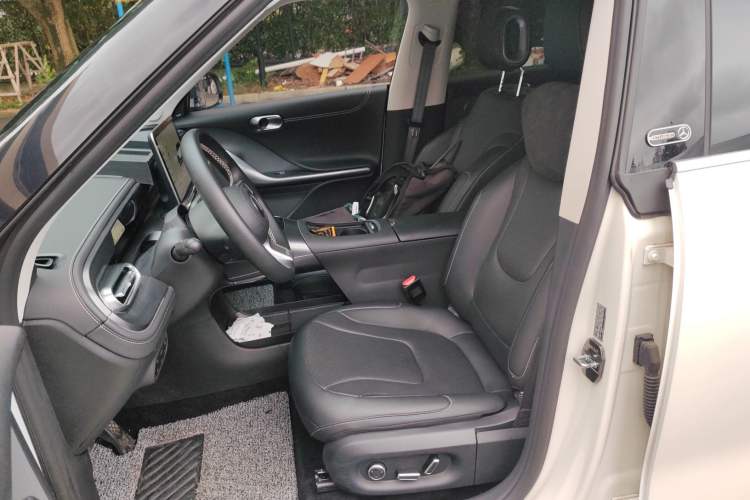 Used smart #1 2022 Premium Edition Left Front Seat