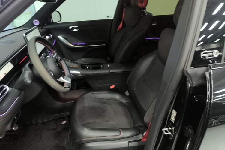 Used smart #1 2022 BRABUS Performance Edition Left Front Seat