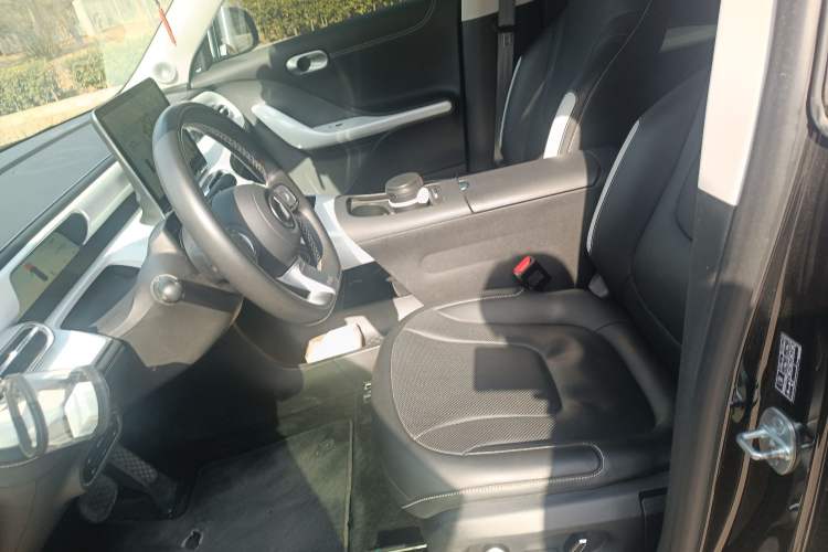 Used smart #1 2022 Premium Edition Left Front Seat