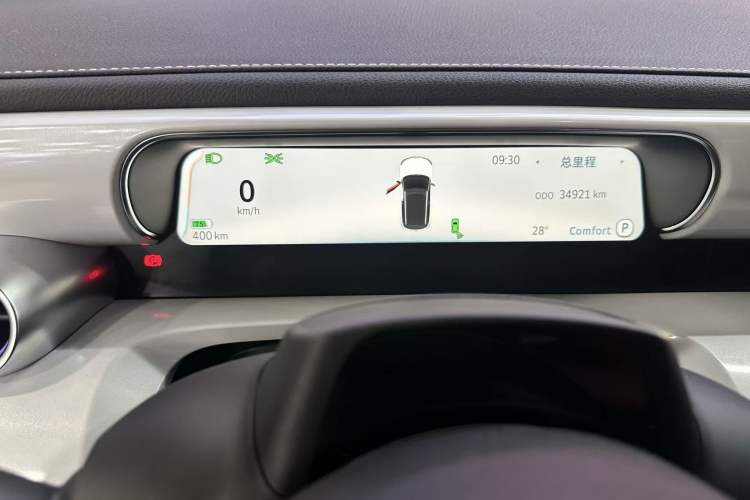 Used smart #1 2022 Pulse Heartbeat Edition Odometer Close Up