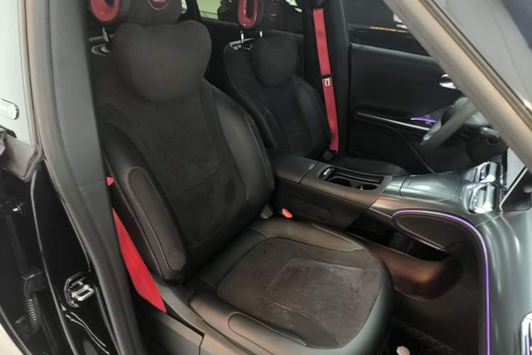 Used smart #1 2022 BRABUS Performance Edition Right Front Seat