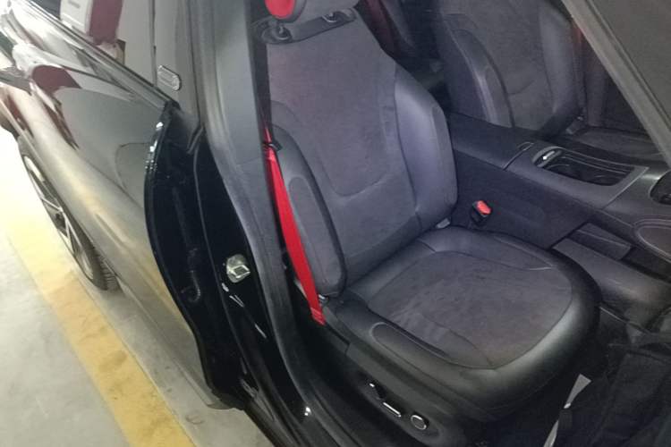 Used smart #1 2022 BRABUS Performance Edition Right Front Seat