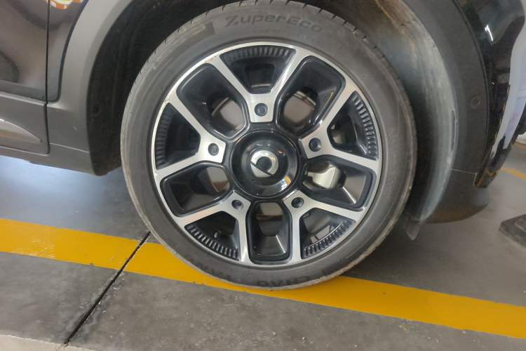 Used smart #1 2022 Pulse Heartbeat Edition Right Front Wheel Hub