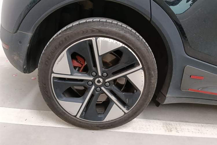 Used smart #1 2022 BRABUS Performance Edition Right Rear Wheel Hub