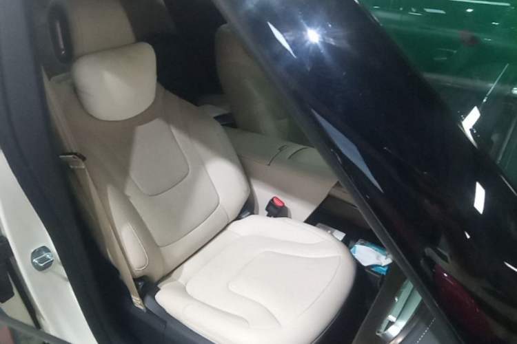Used smart #1 2022 Pulse Heartbeat Edition Right Front Seat