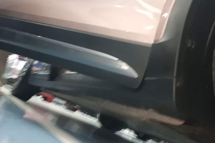 Used smart #1 2022 Premium Edition Right Side Sill