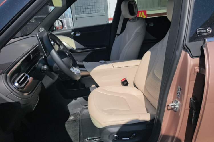 Used smart #1 2022 Premium Edition Left Front Seat