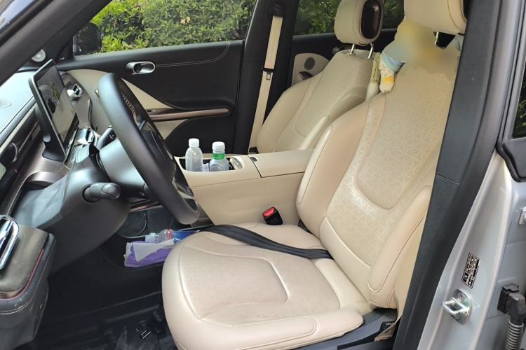Used smart #1 2022 Pulse Heartbeat Edition Left Front Seat