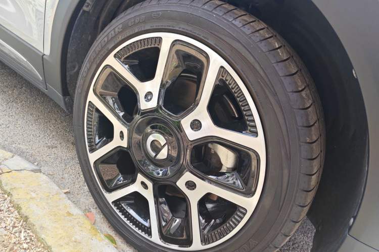 Used smart #1 2022 Pulse Heartbeat Edition Right Front Wheel Hub