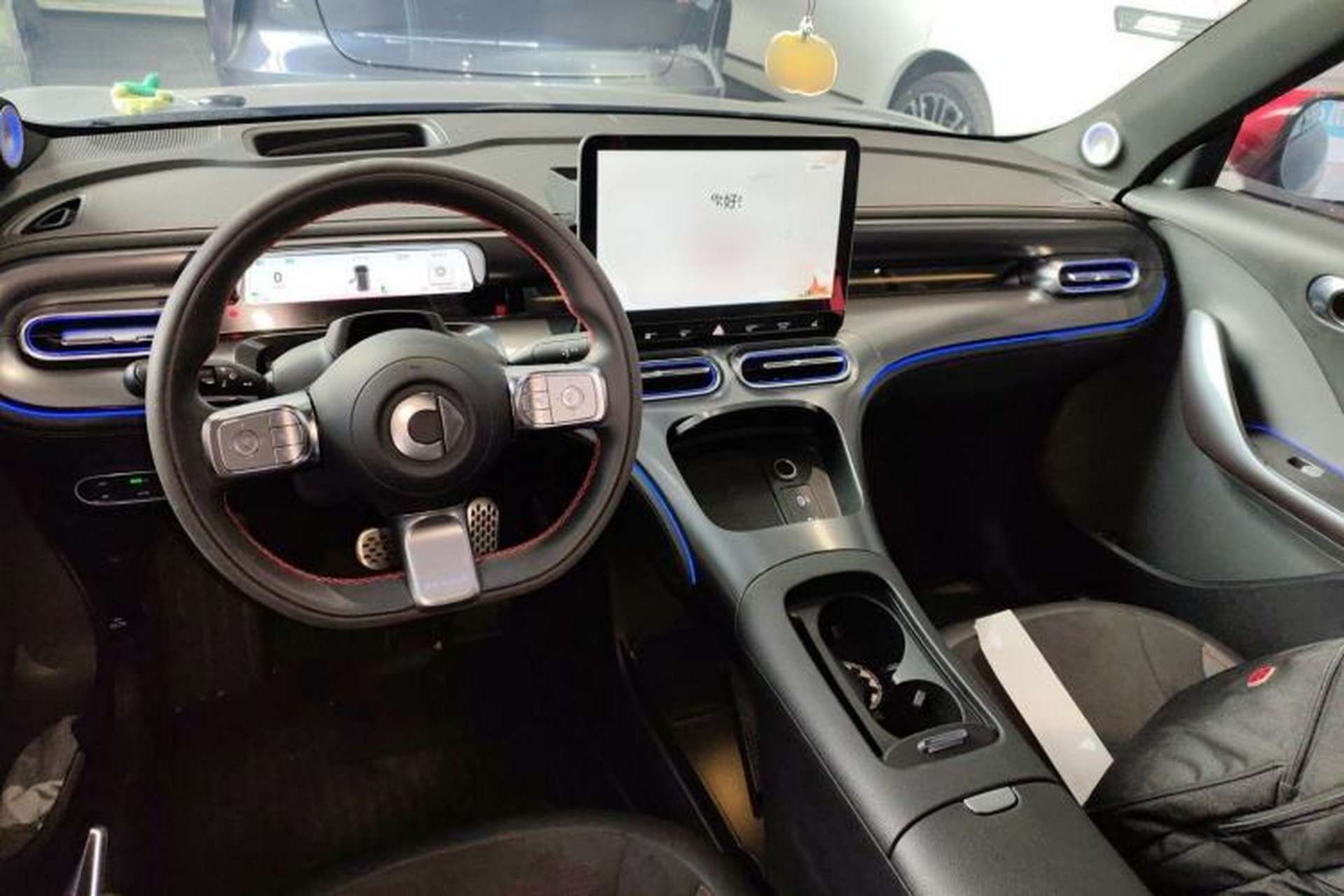 Used smart #1 2022 BRABUS Performance Edition Center Console