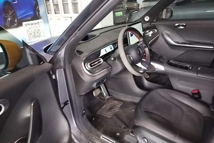 Used smart #1 2022 BRABUS Performance Edition Driver Seat