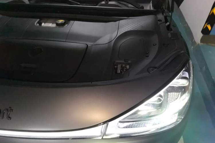 Used smart #1 2022 Premium Edition Engine Bay Left