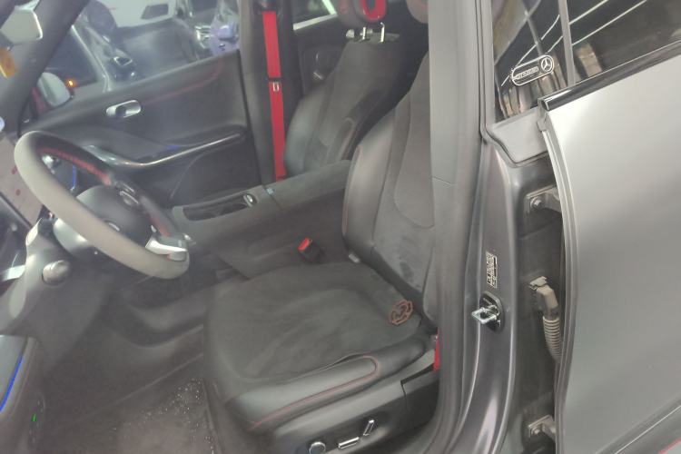Used smart #1 2022 BRABUS Performance Edition Left Front Seat