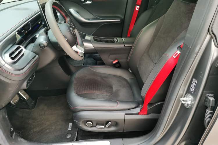 Used smart #1 2022 BRABUS Performance Edition Left Front Seat