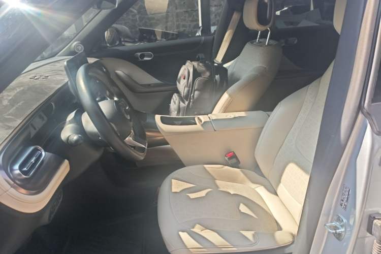 Used smart #1 2022 Premium Edition Left Front Seat
