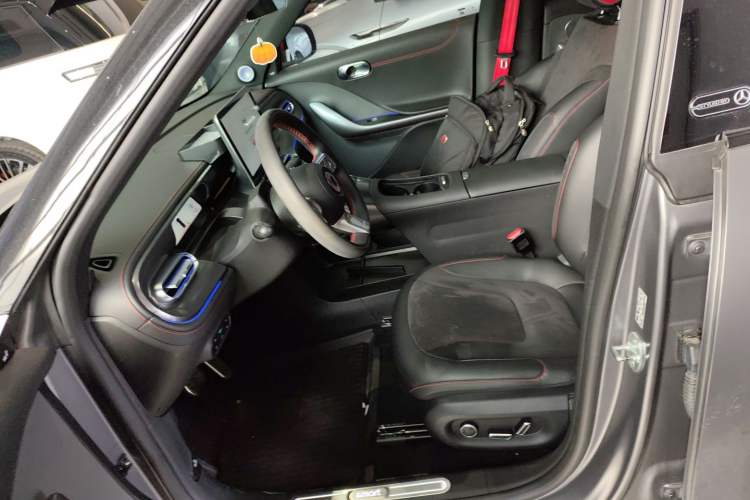 Used smart #1 2022 BRABUS Performance Edition Left Front Seat